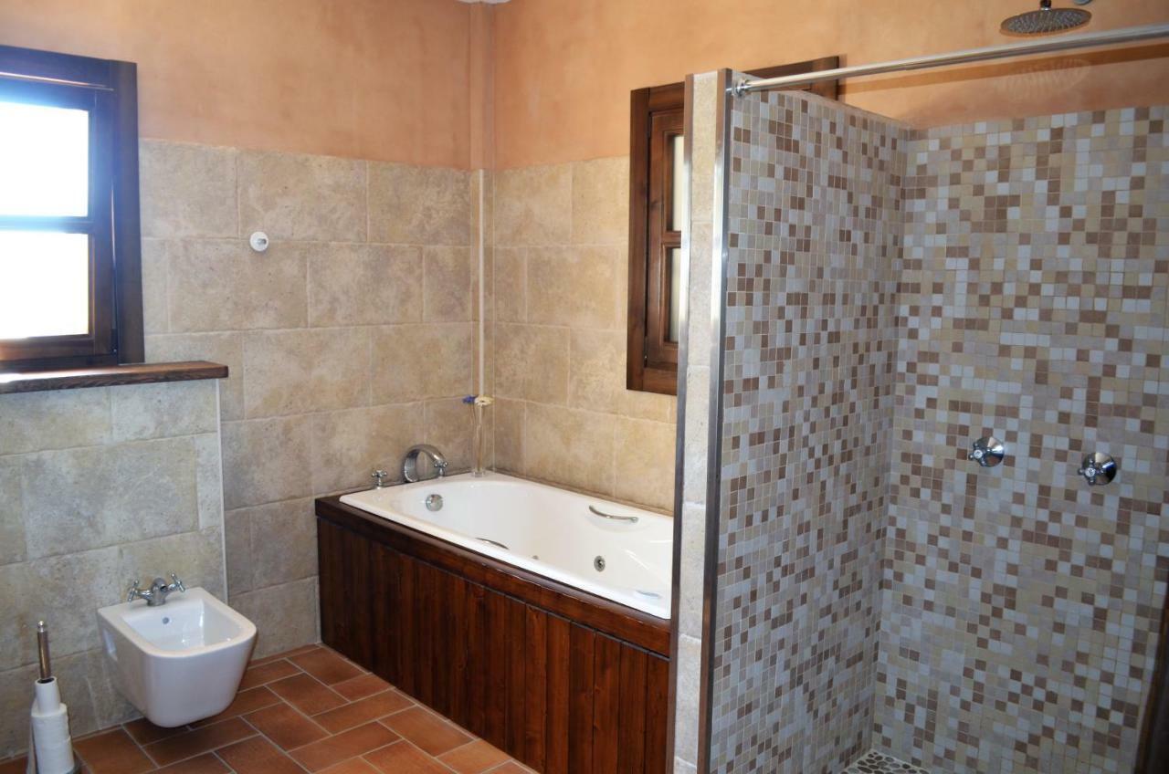 Ca Na Marina Villa Cala Llombards Exterior photo